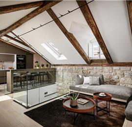 Luxury 3 Bedroom Villa with Jacuzzi, Sauna and Gym in Dubrovnik Old Town, Sleeps 6